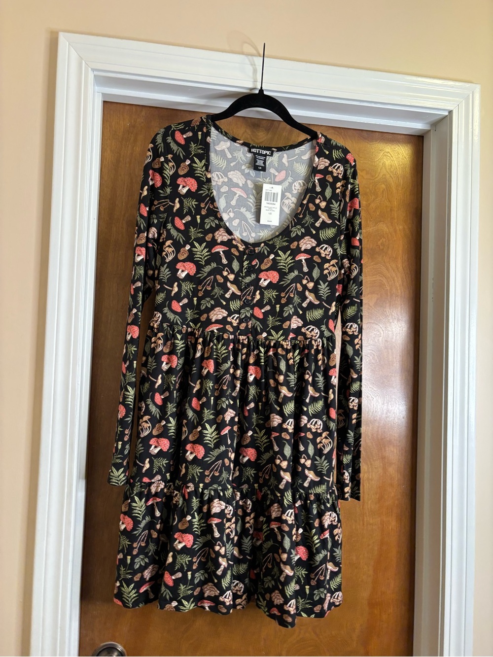 NWT Hot Topic Black Floral & Mushroom Tiered Long Sleeve Dress